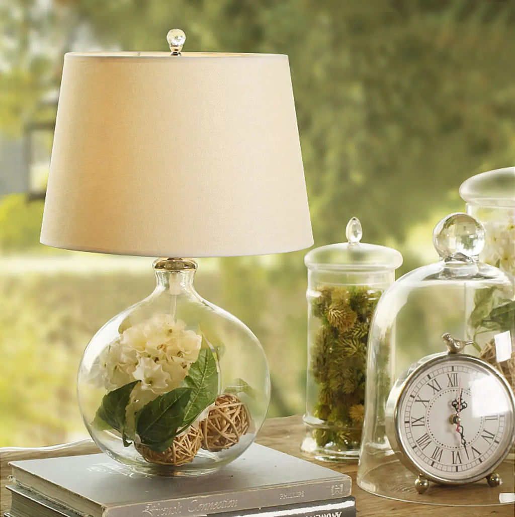 Lampe de table LED moderne et élégante en verre et tissu pour intérieur