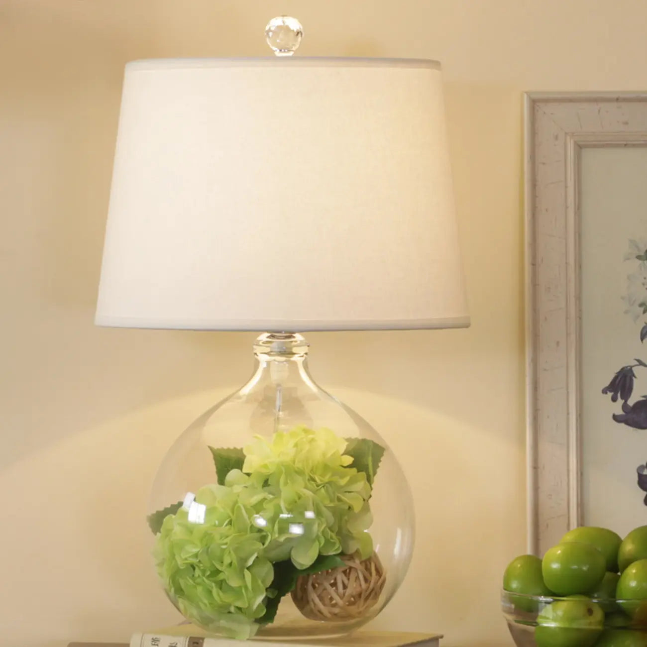 Lampe de table LED moderne et élégante en verre et tissu pour intérieur