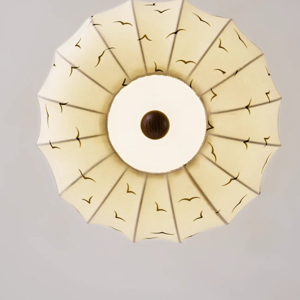 Suspension moderne en tissu blanc cassé avec 5 ampoules et LED