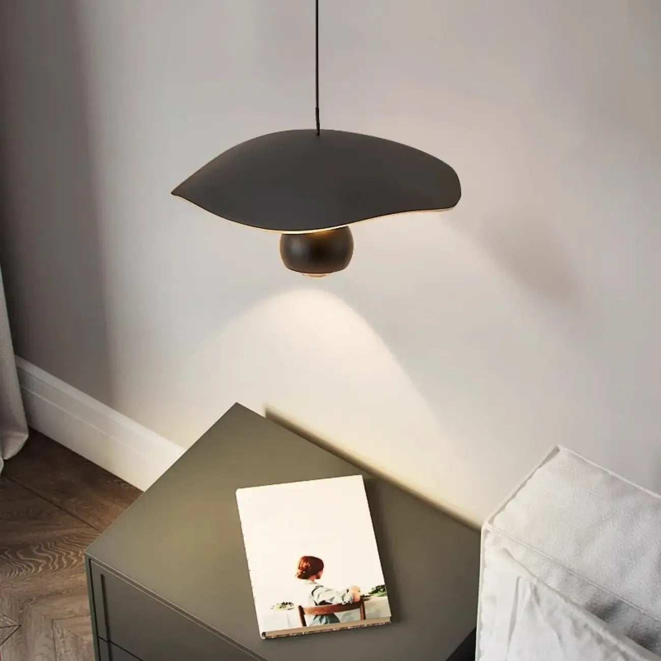 Suspension LED moderne à 2 lumières en acrylique noir, à intensité variable