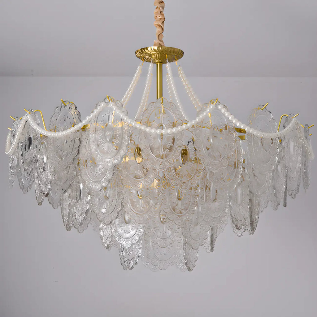 Élégant lustre vintage doré en verre exquis