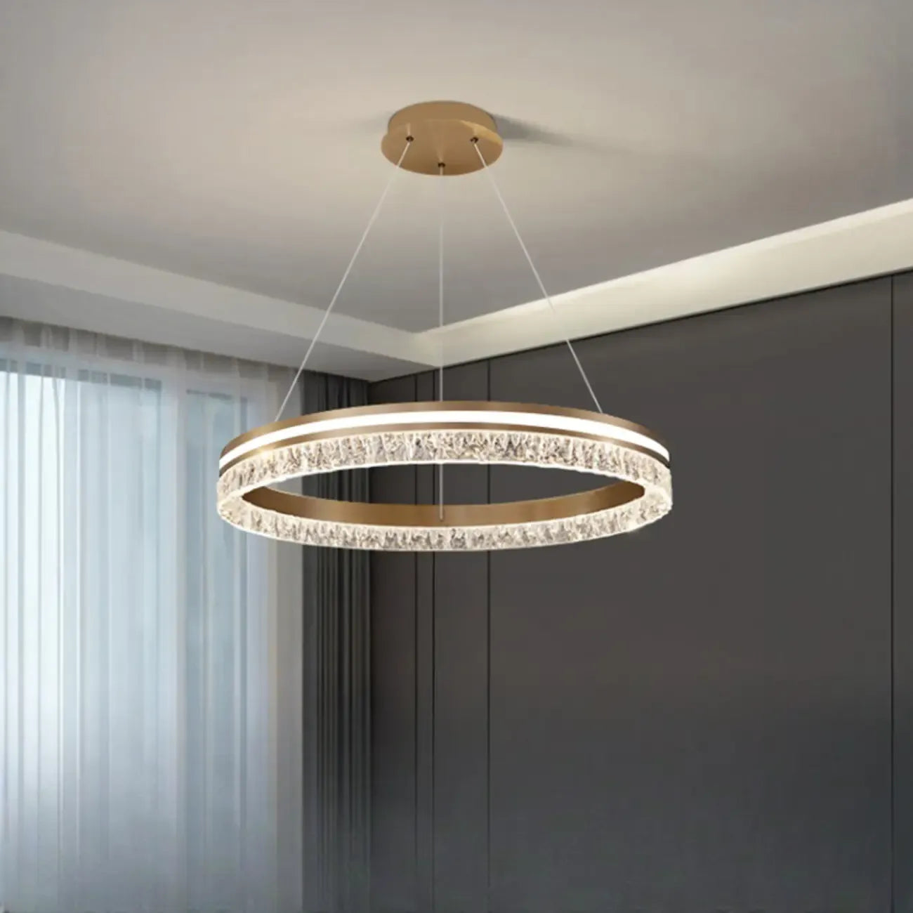 Lustre circulaire moderne en métal doré à LED
