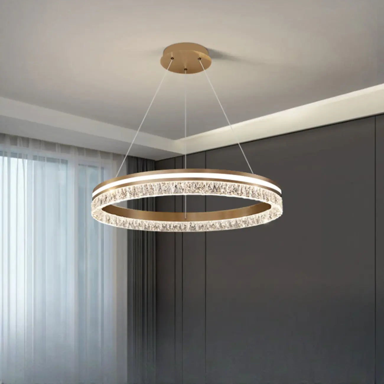 Lustre circulaire moderne en métal doré à LED