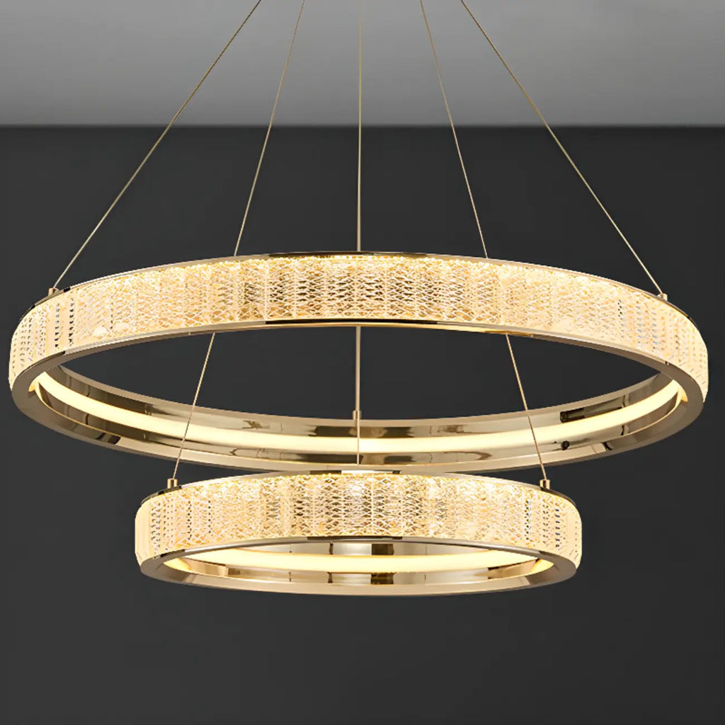 Lustre élégant à LED en cristal et anneaux dorés de luxe