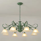 Lustre élégant en métal vert nordique avec abat-jour en verre cloche et lustre en verre élégant.