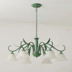 Lustre élégant en métal vert nordique avec abat-jour en verre cloche et lustre en verre élégant.