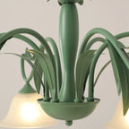 Lustre élégant en métal vert nordique avec abat-jour en verre cloche et lustre en verre élégant.