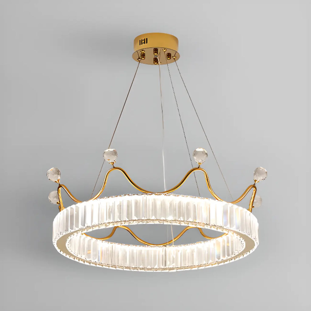 Lustre élégant en cristal doré à LED en forme de couronne