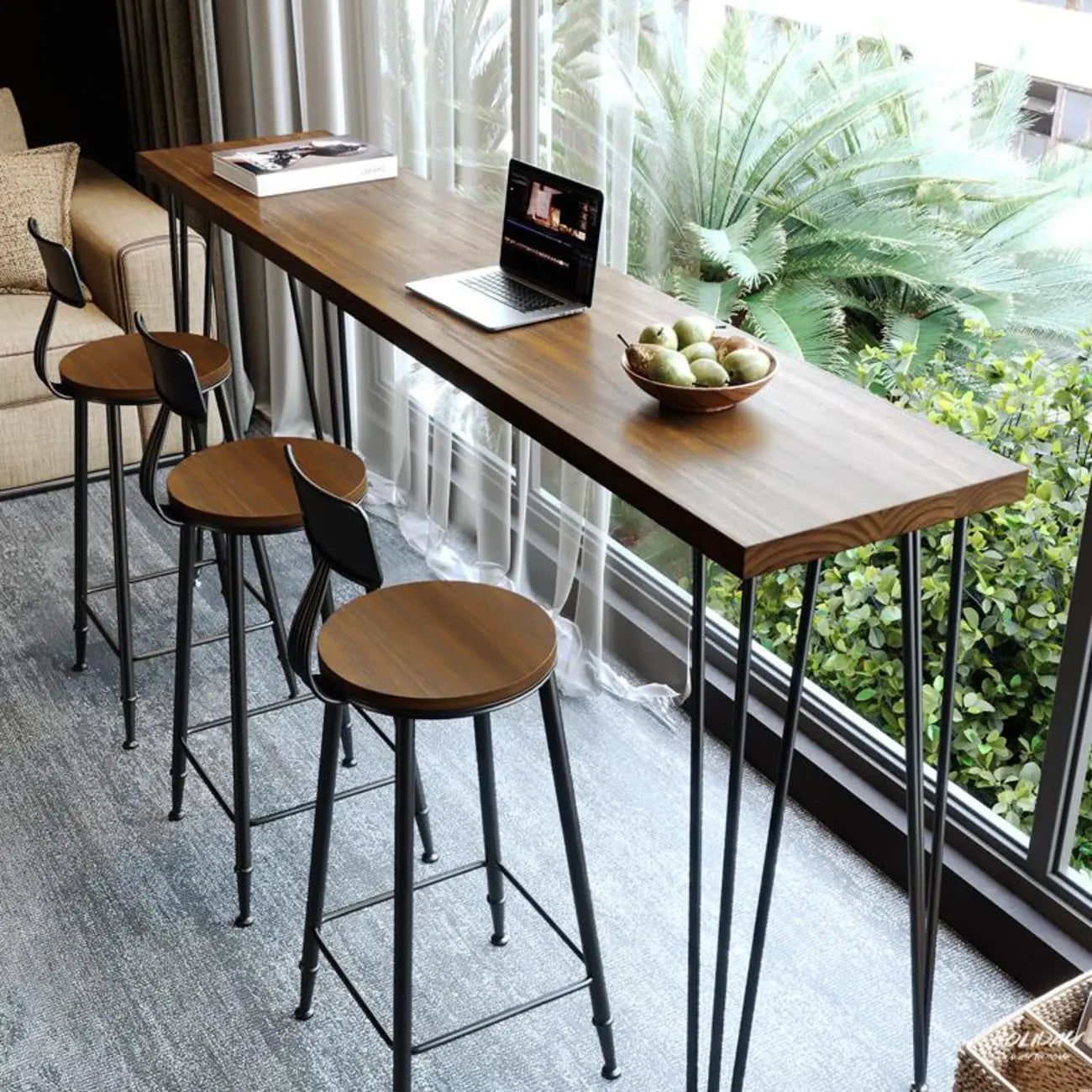 Table de bar moderne en bois brun et métal