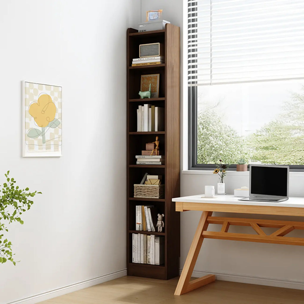Bibliothèque d'angle compacte et haute en bois à 5 niveaux