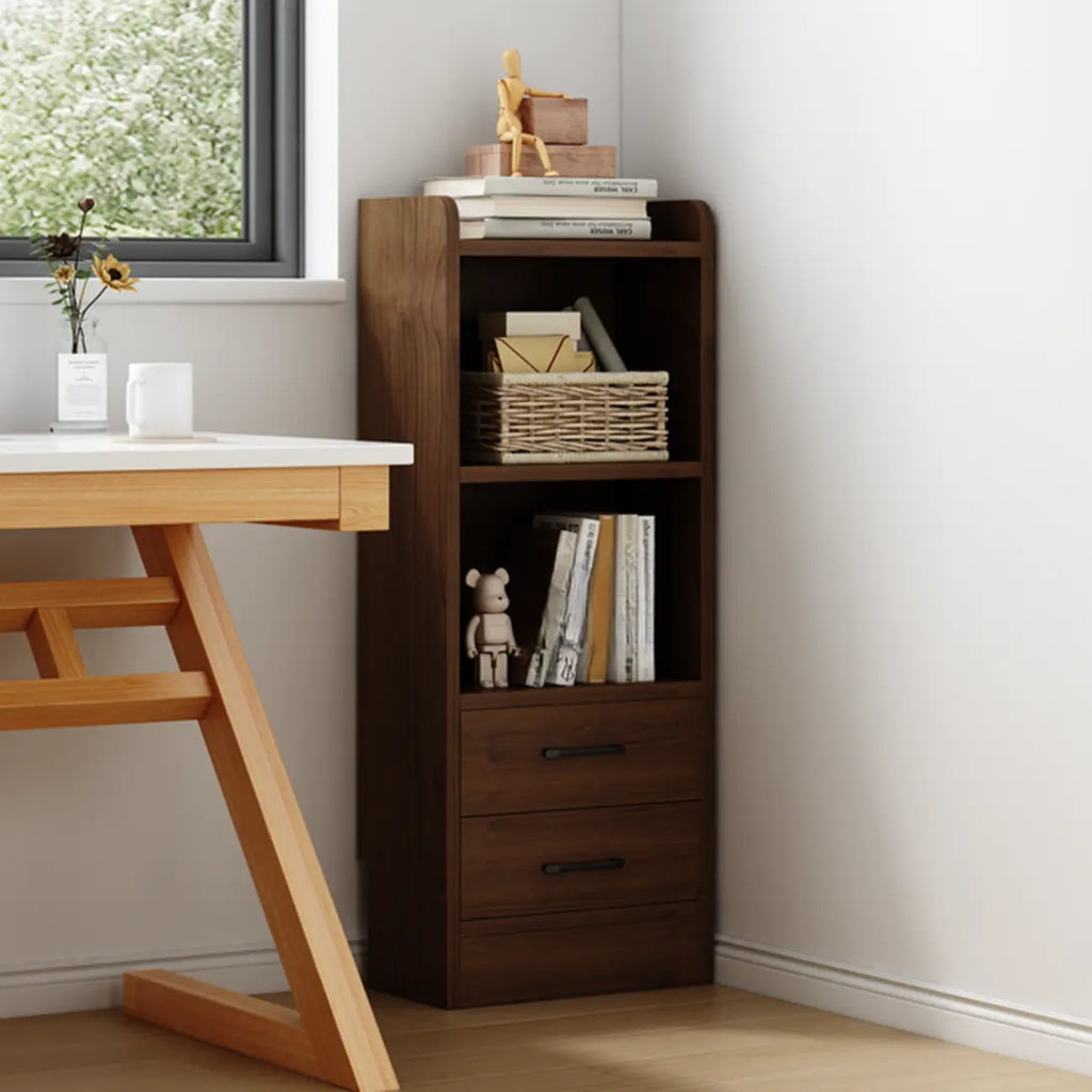 Bibliothèque d'angle compacte et haute en bois à 5 niveaux