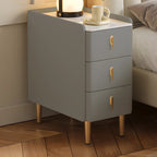 Table de chevet glamour en bois crème avec plateau en marbre et 3 tiroirs