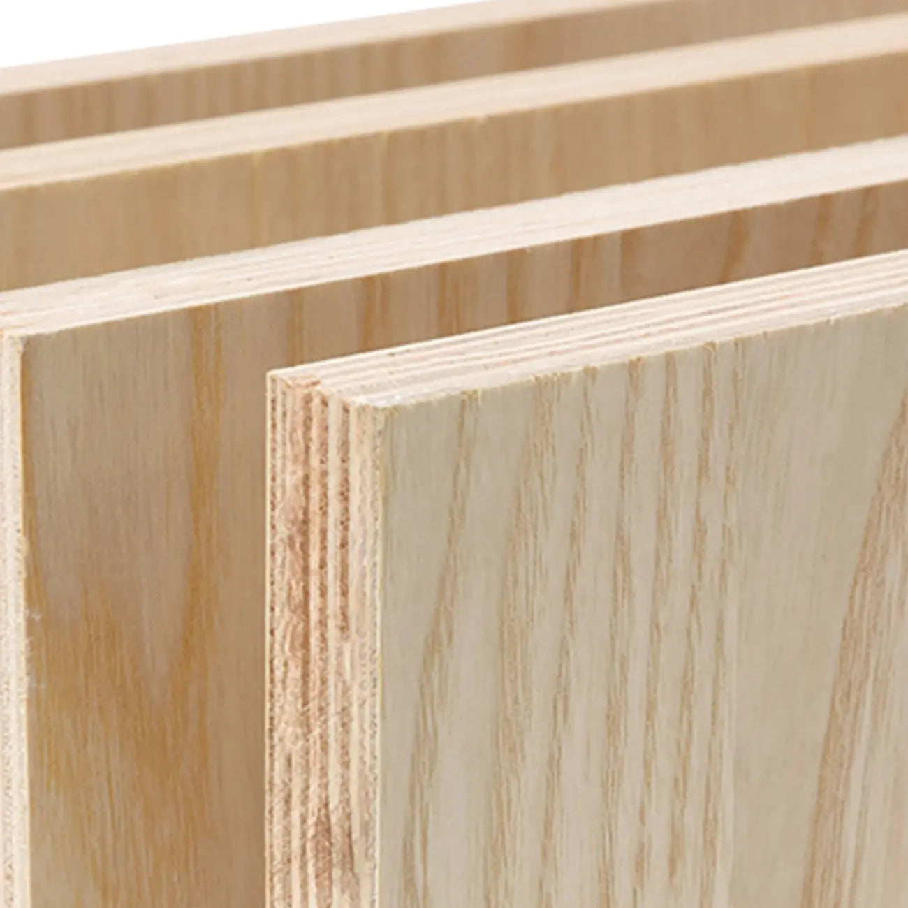 Table de chevet étroite fonctionnelle en rotin blanc à 3 tiroirs