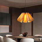 Suspension moderne en tissu beige plissé et réglable