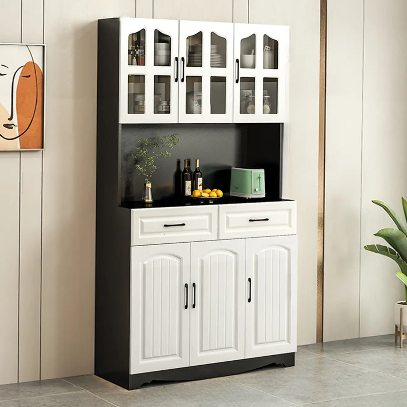 Buffet de cuisine en bois à plusieurs compartiments de rangement avec support pour micro-ondes