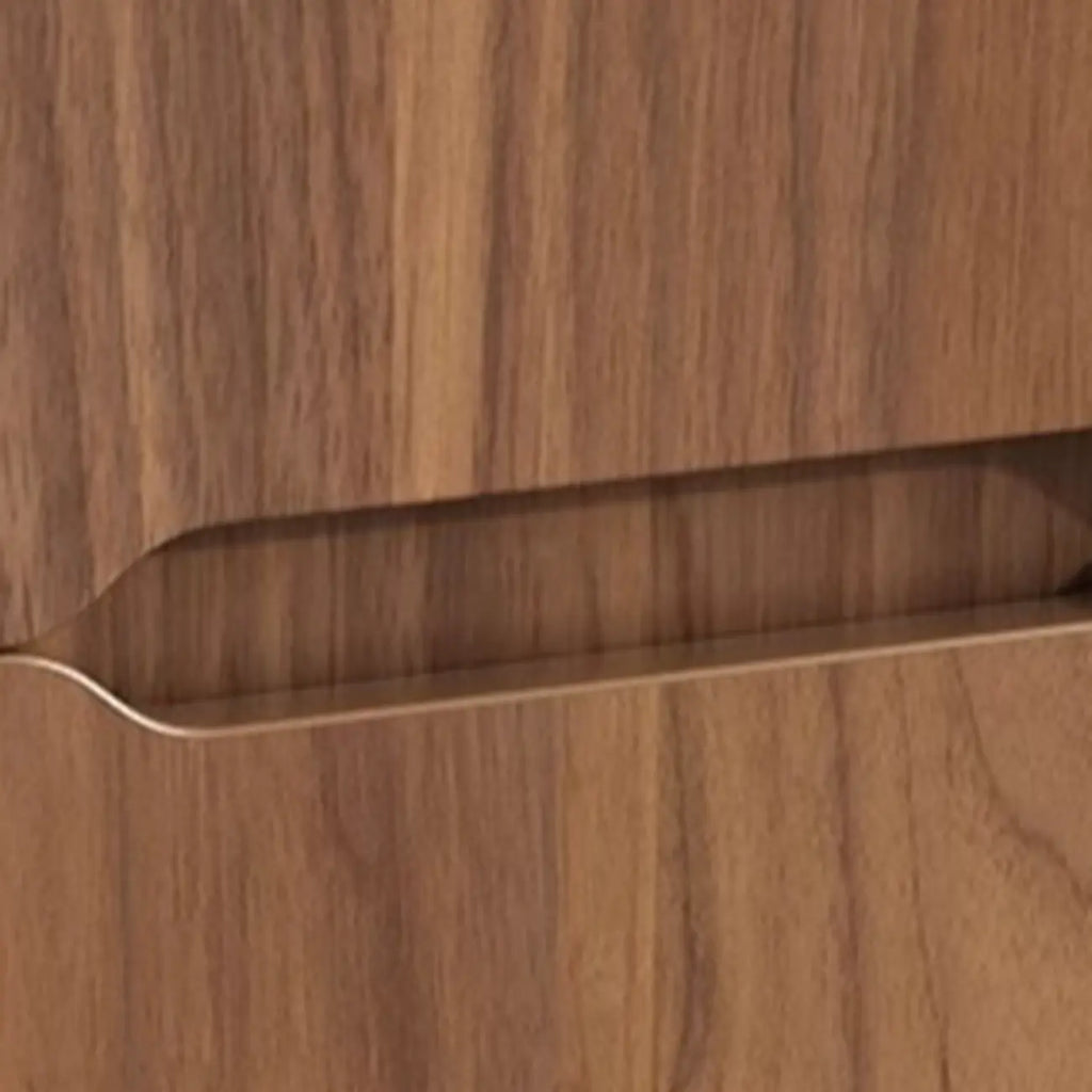 Buffet décontracté en bois brun avec portes vitrées