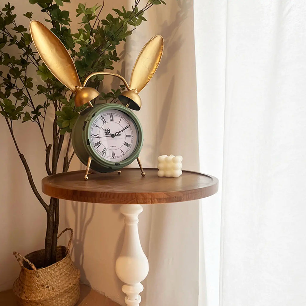 Table d'appoint ronde classique en bois brun et blanc sur pied