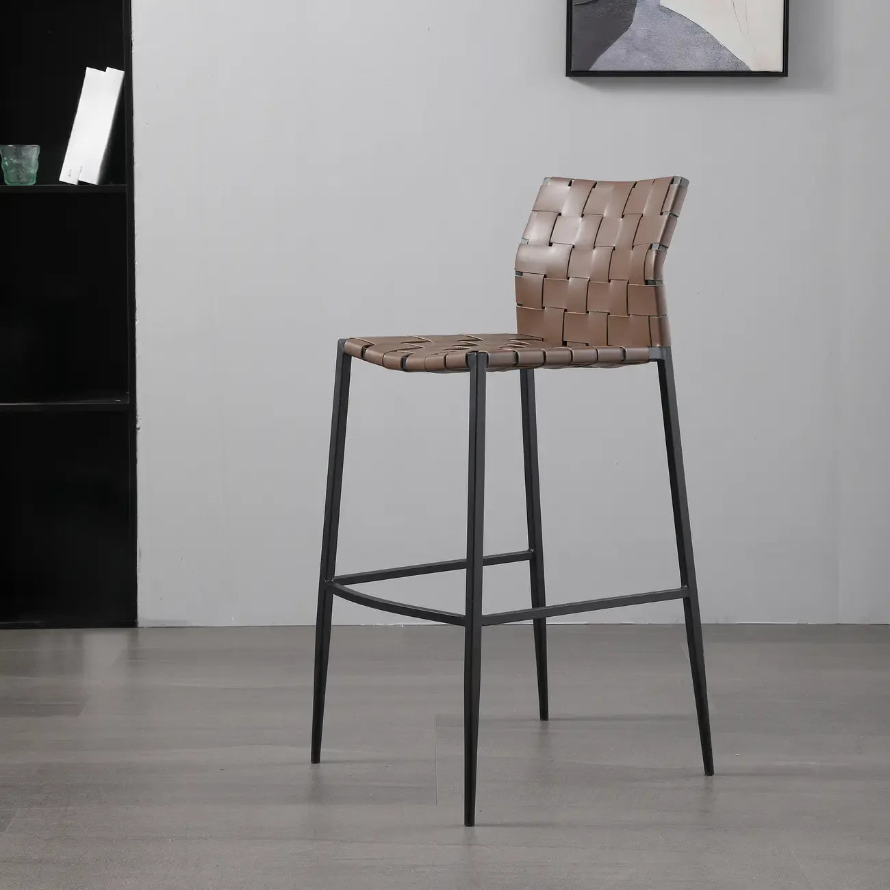 Tabourets de bar modernes avec dossier, assise en cuir texturé tissé