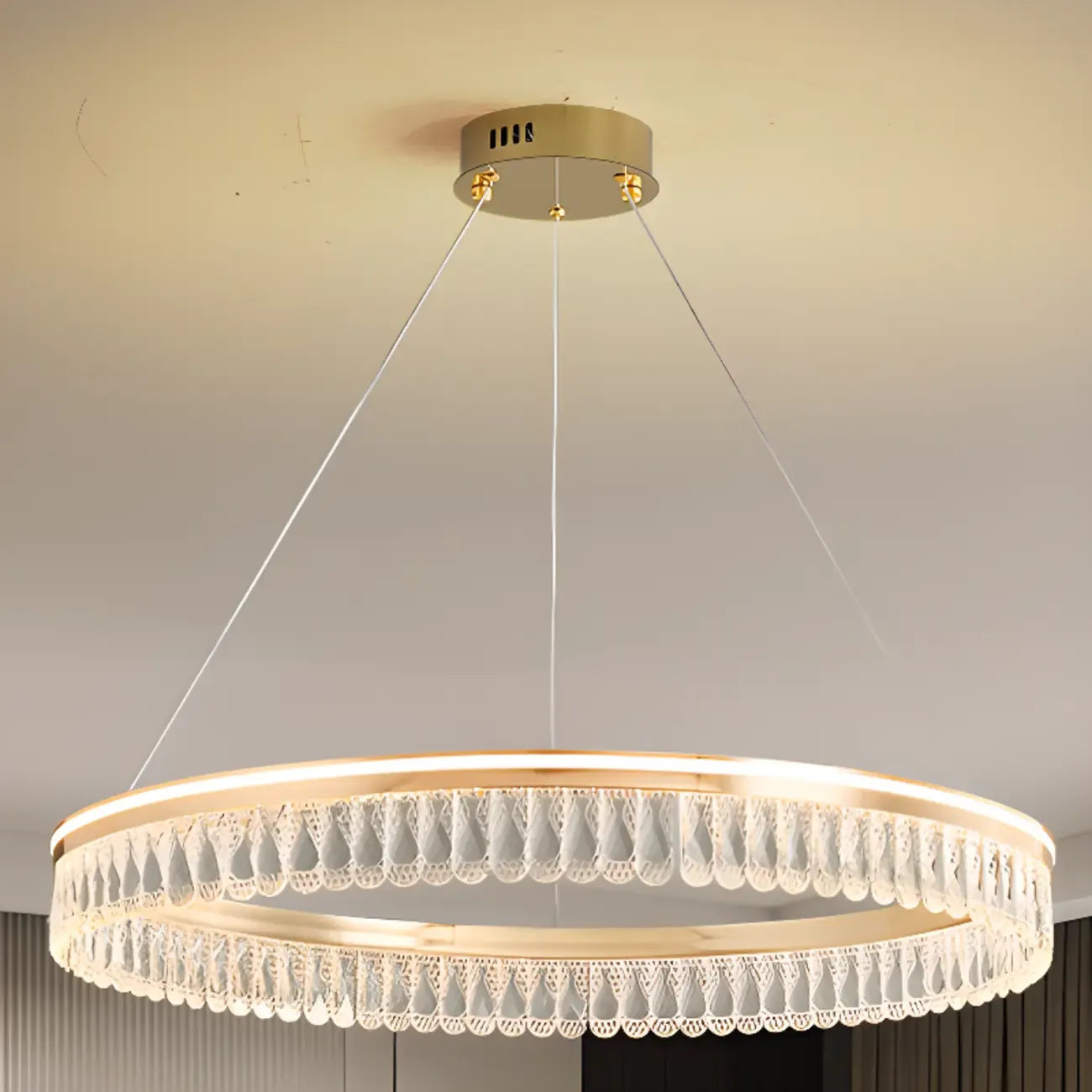 Lustres modernes à LED ronds en cristal doré à intensité variable