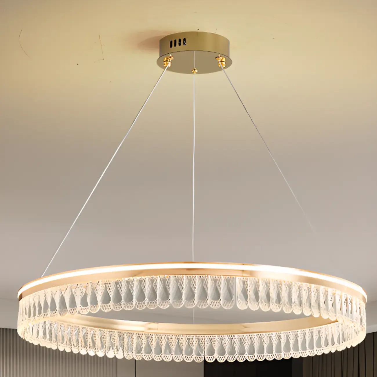 Lustres modernes à LED ronds en cristal doré à intensité variable