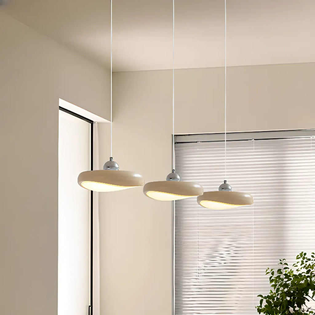 Suspension moderne à 3 lumières ondulées en acrylique beige
