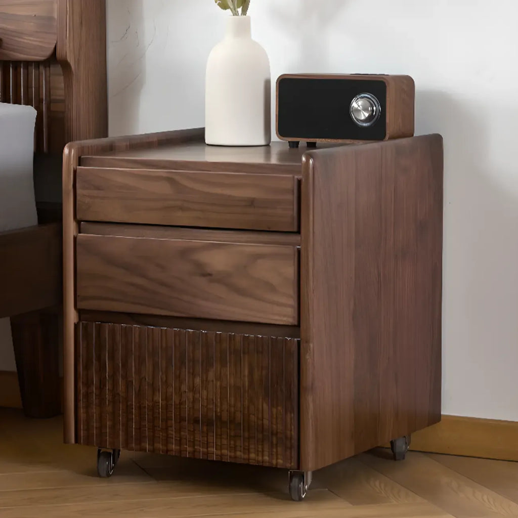 Table de chevet moderne à 3 tiroirs en bois massif marron