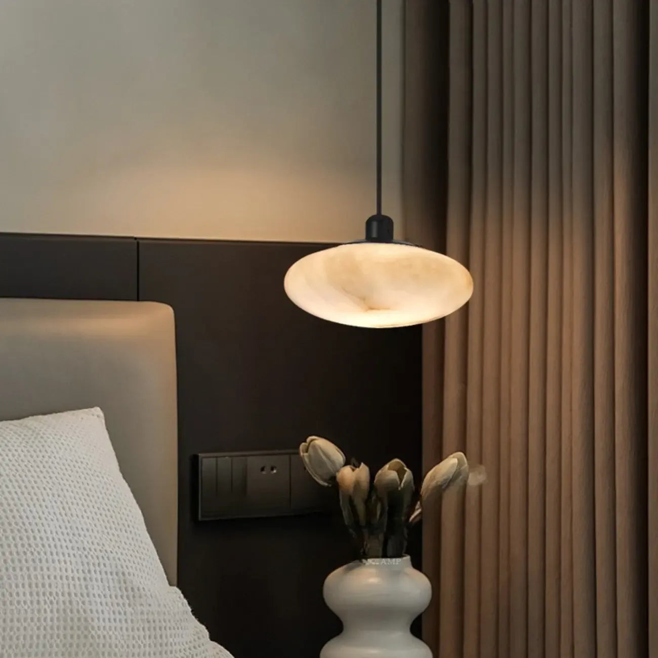 Lampada a sospensione con asta rotonda regolabile Stone White