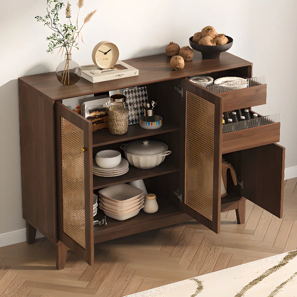 Buffet minimaliste en rotin avec étagères réglables et tiroirs
