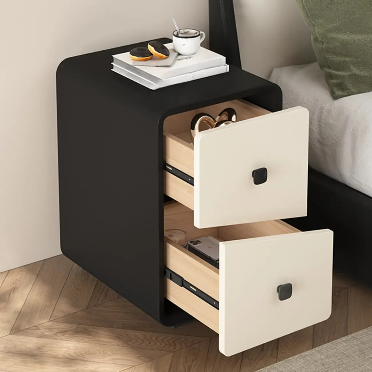 Table de chevet moderne en bois noir et blanc cassé avec rangement à 2 tiroirs