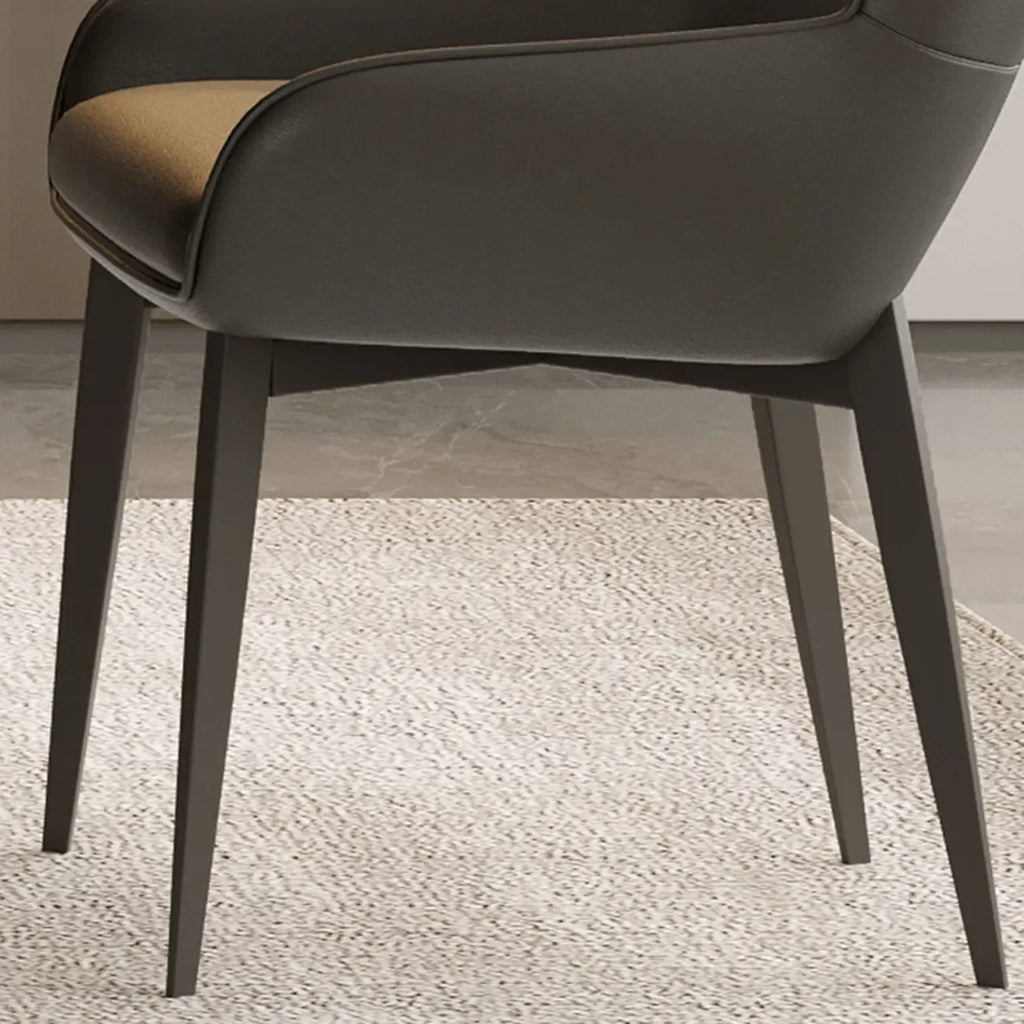 Chaise de salle à manger moderne en similicuir avec dossier ouvert et accoudoirs