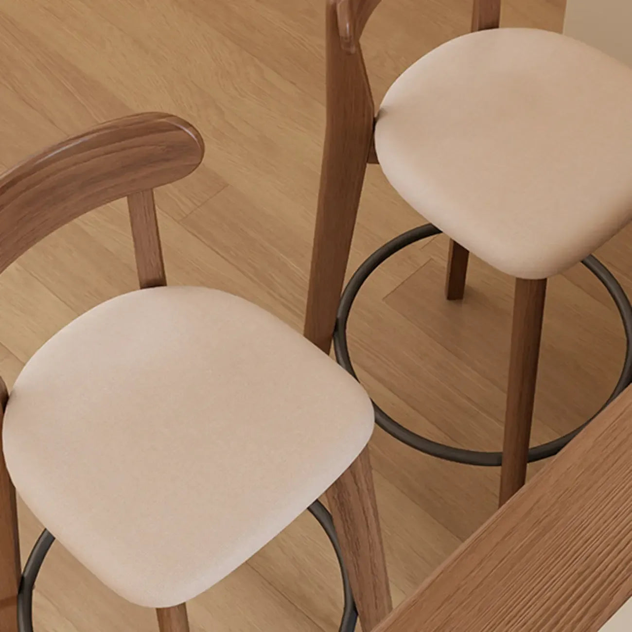 Tabouret de bar carré confortable en bois brun avec dossier