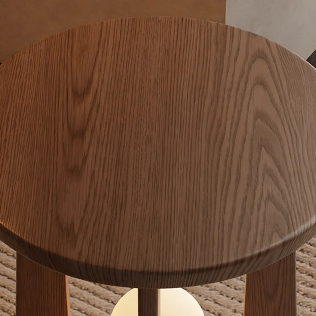 Petite table d'appoint ronde à pieds croisés en bois de noyer