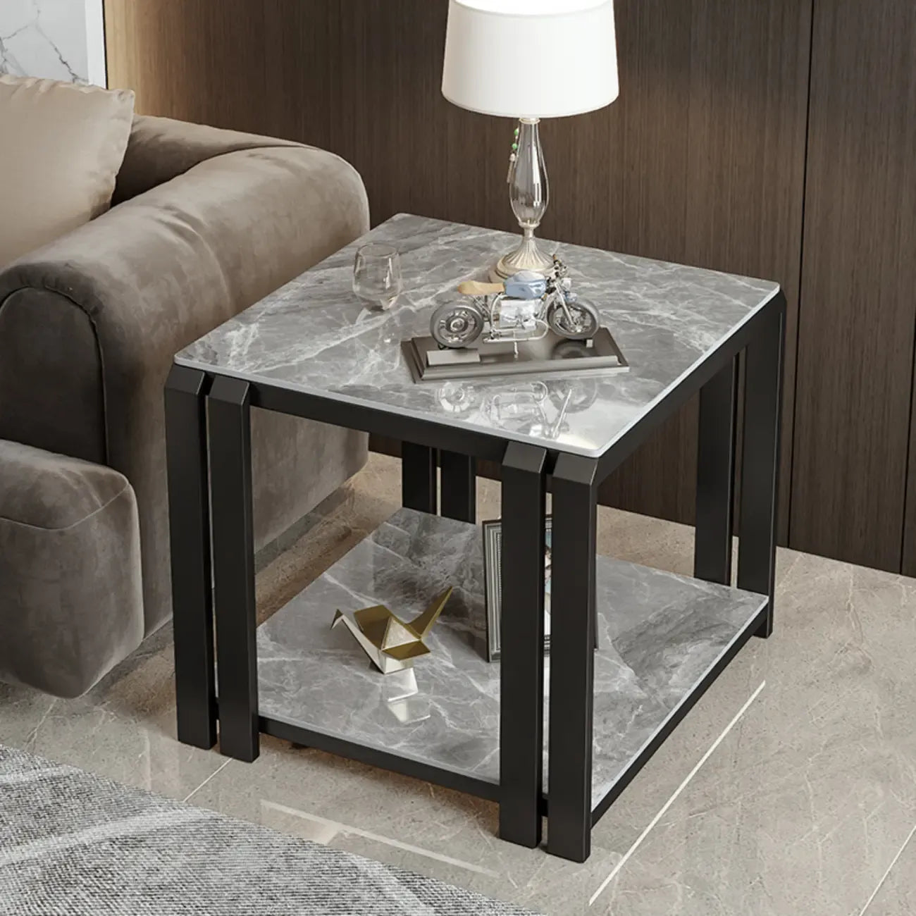 Table d'appoint carrée à deux niveaux, plateau en pierre, structure en métal doré et noir