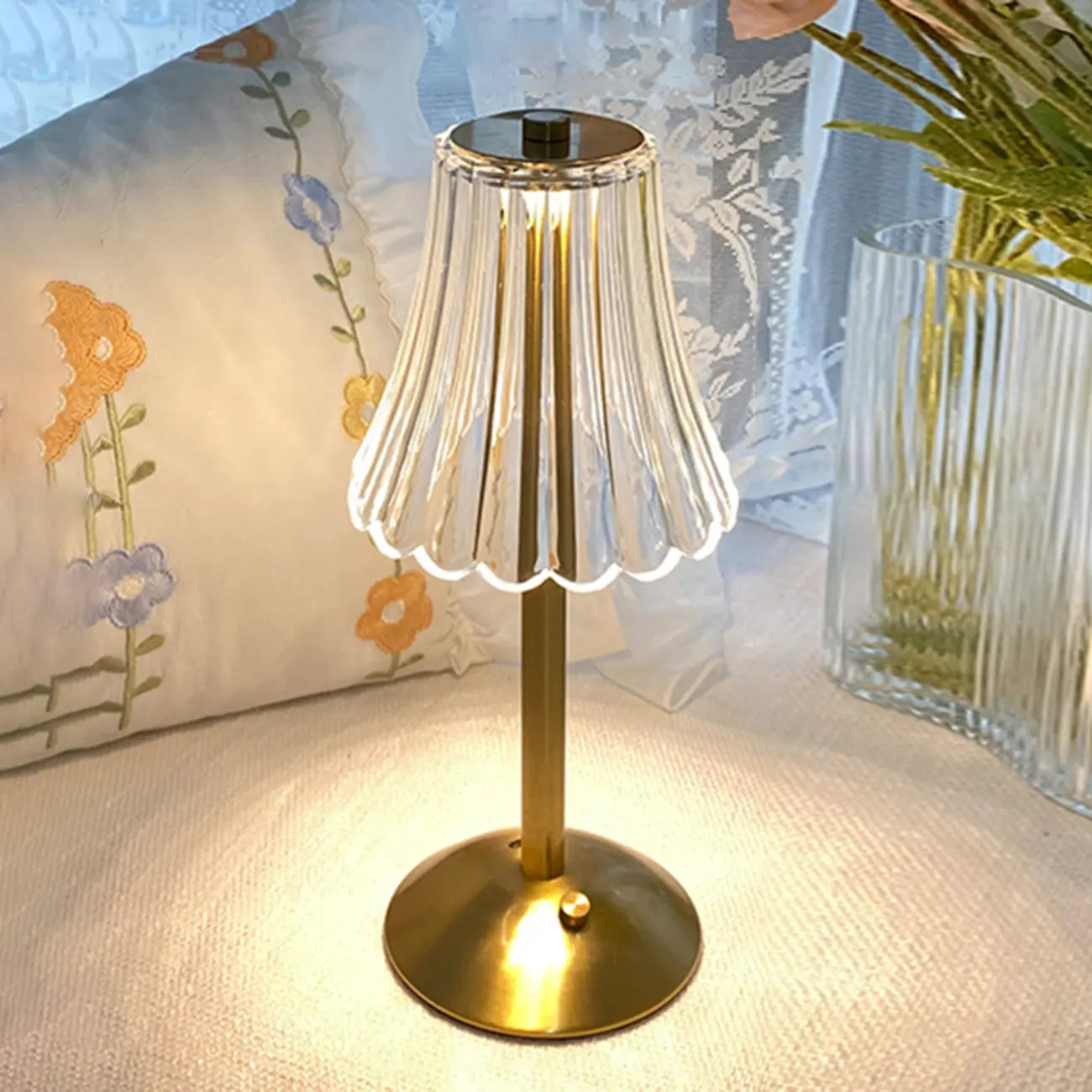 Lampe de table en cristal LED à intensité variable pour chambre à coucher