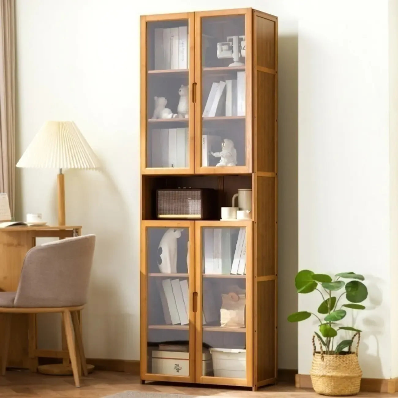 Vitrine vintage en bambou autoportante avec porte vitrée