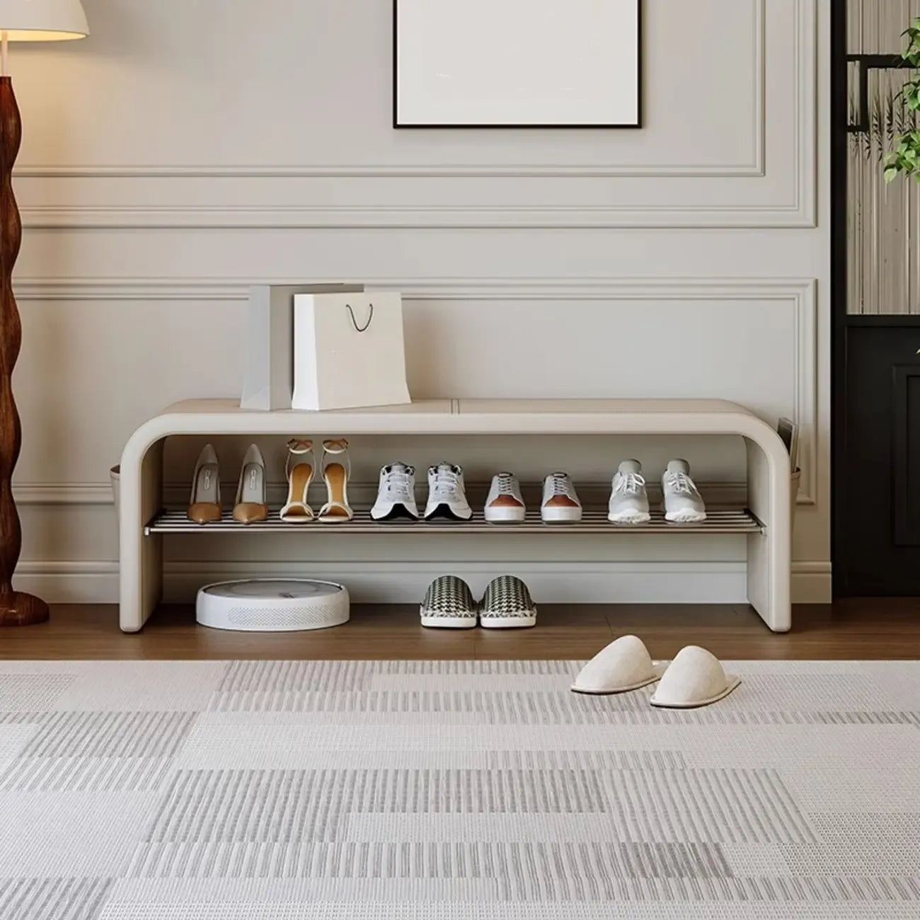 Banc de chambre minimaliste long en cuir rembourré avec rangement