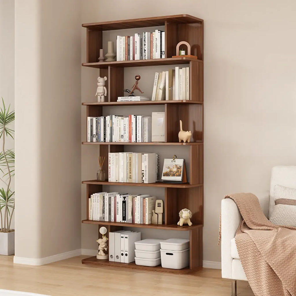 Bibliothèque verticale en noyer massif, style milieu du siècle, à dos ouvert