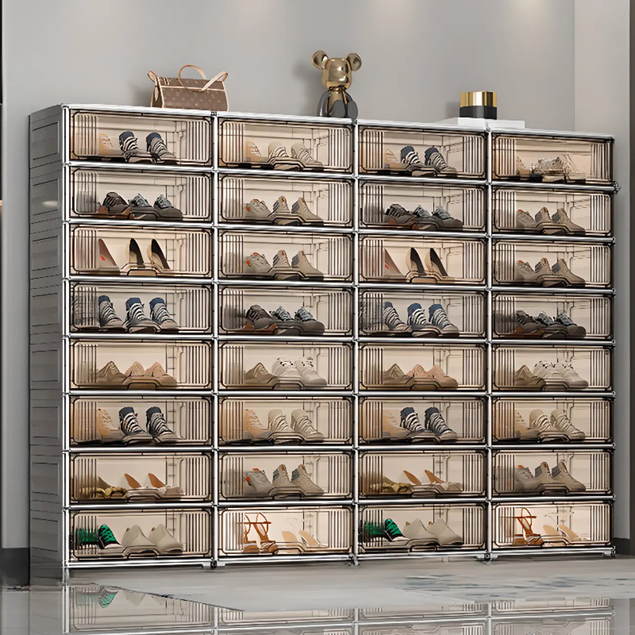 Boîtes à chaussures transparentes en plastique glamour, résistantes et empilables, à rabat.