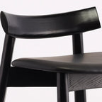 Tabourets de bar modernes en frêne noir rembourrés