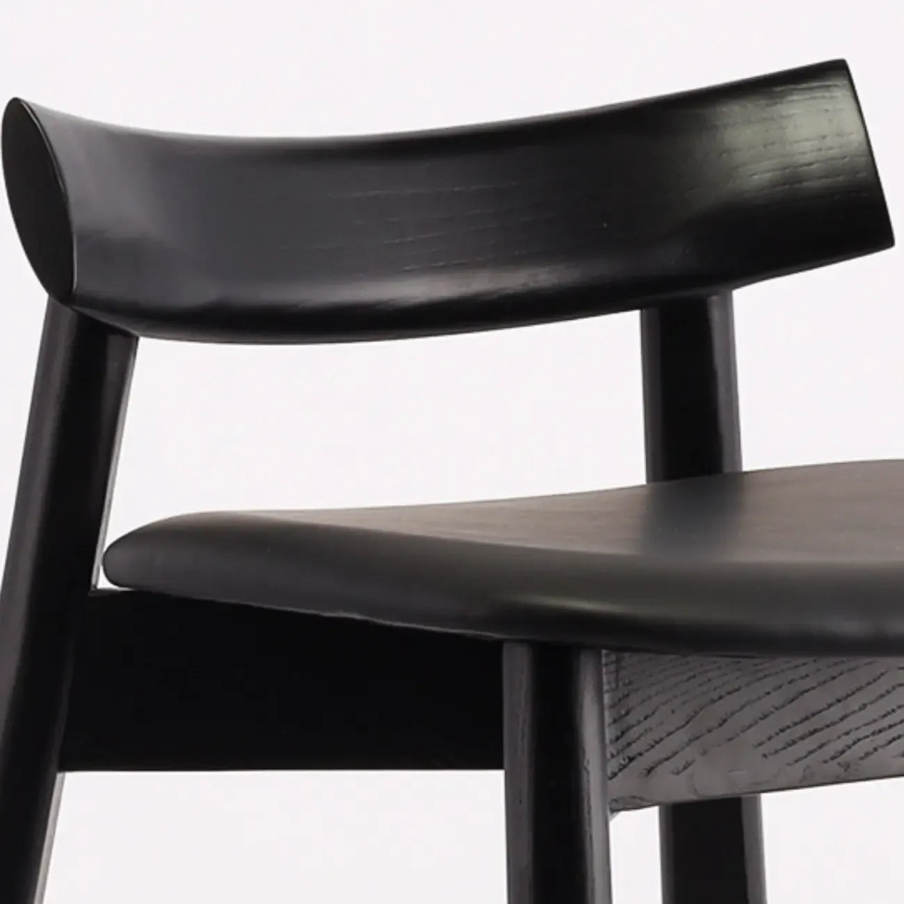 Tabourets de bar modernes en frêne noir rembourrés