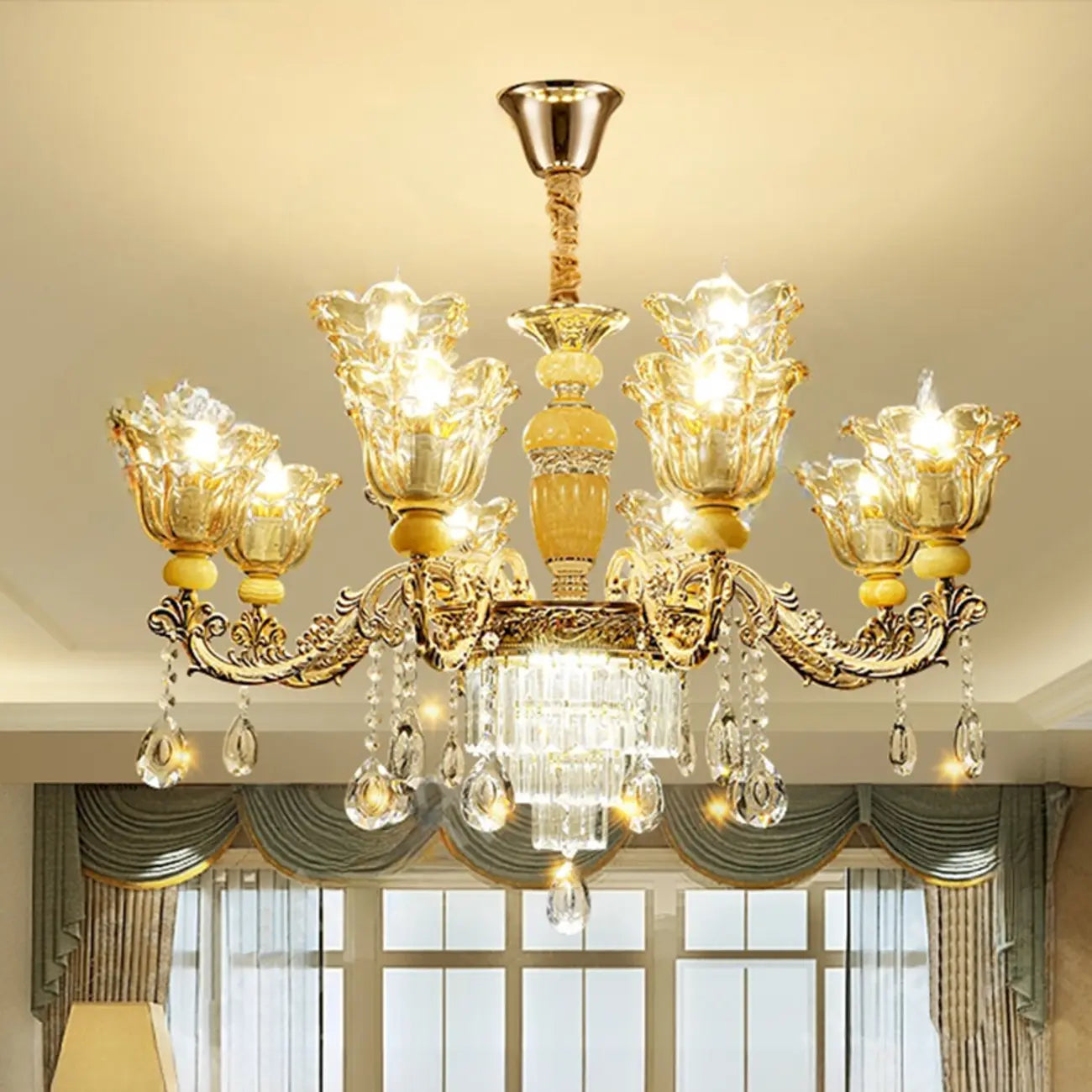 Lampadario regolabile di lusso a forma di fiore dorato con vetro trasparente