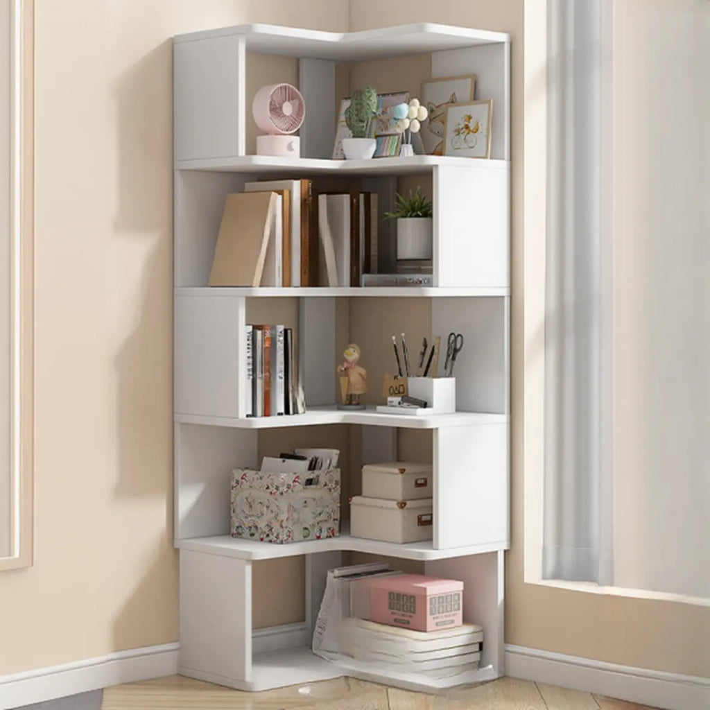 Bibliothèque d'angle en bois blanc irrégulier en forme de L, à dos ouvert