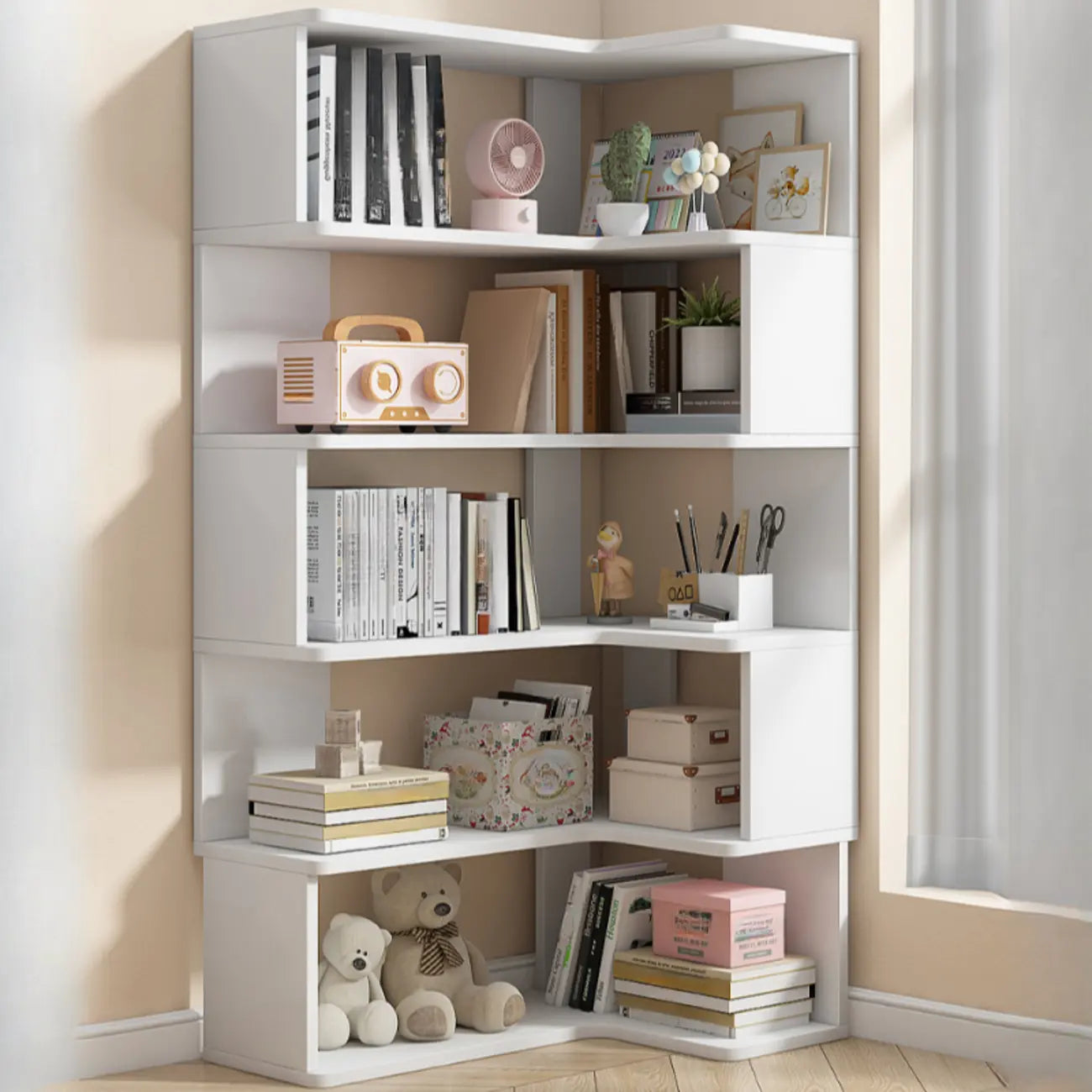 Bibliothèque d'angle en bois blanc irrégulier en forme de L, à dos ouvert