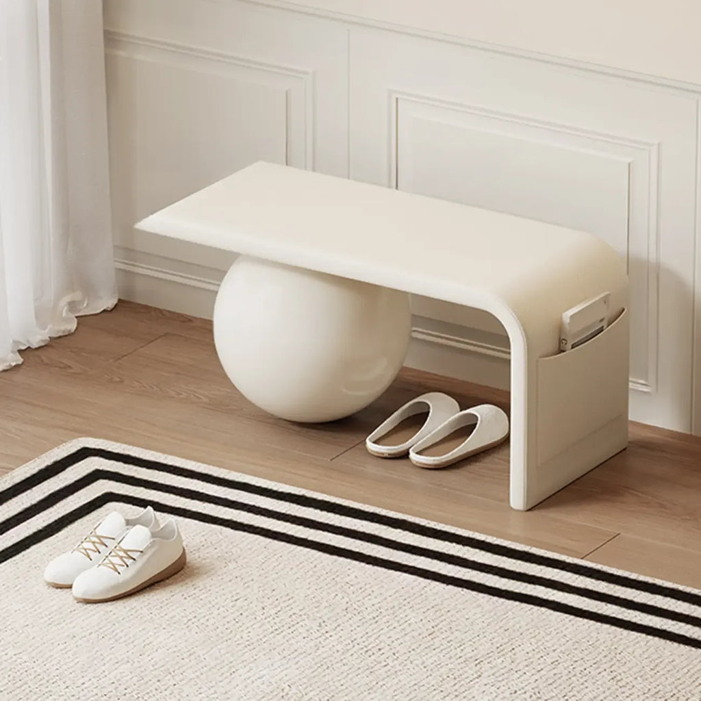 Banc décoratif carré en bois et cuir avec coussins