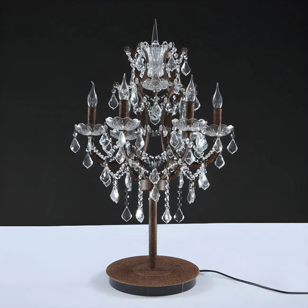 Luxueuse lampe de table en cristal doré à 6 lumières, style chandelier.