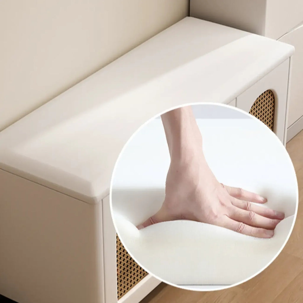Banc d'entrée cubique en bois rembourré avec portes
