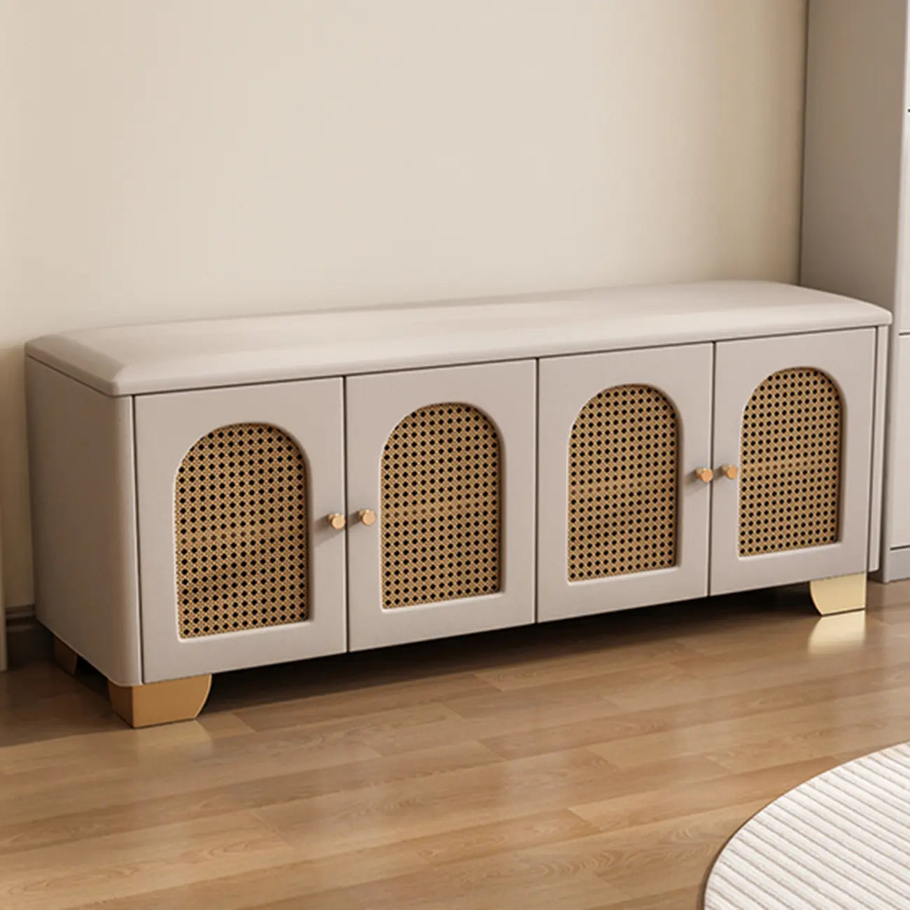 Banc d'entrée cubique en bois rembourré avec portes