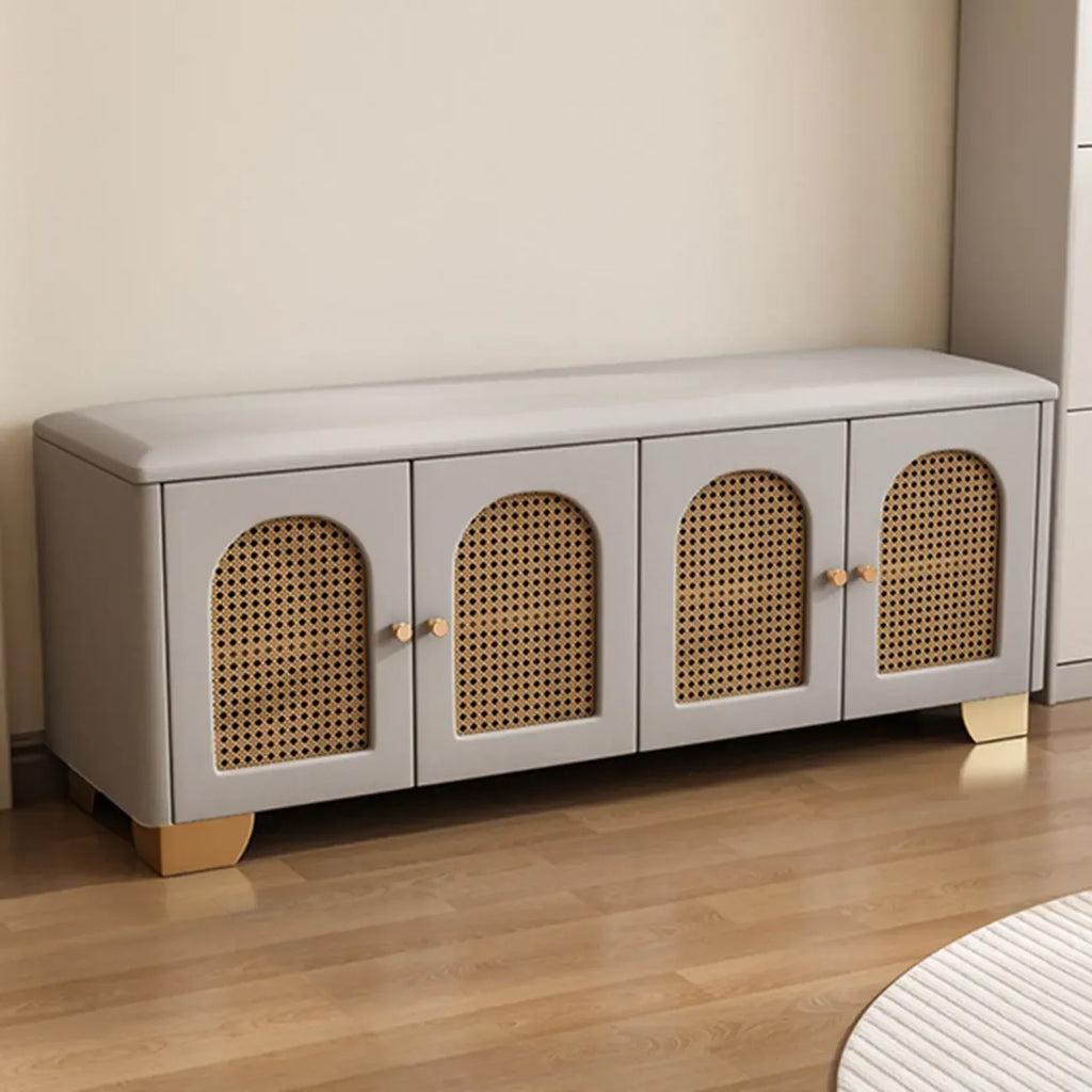 Banc d'entrée cubique en bois rembourré avec portes