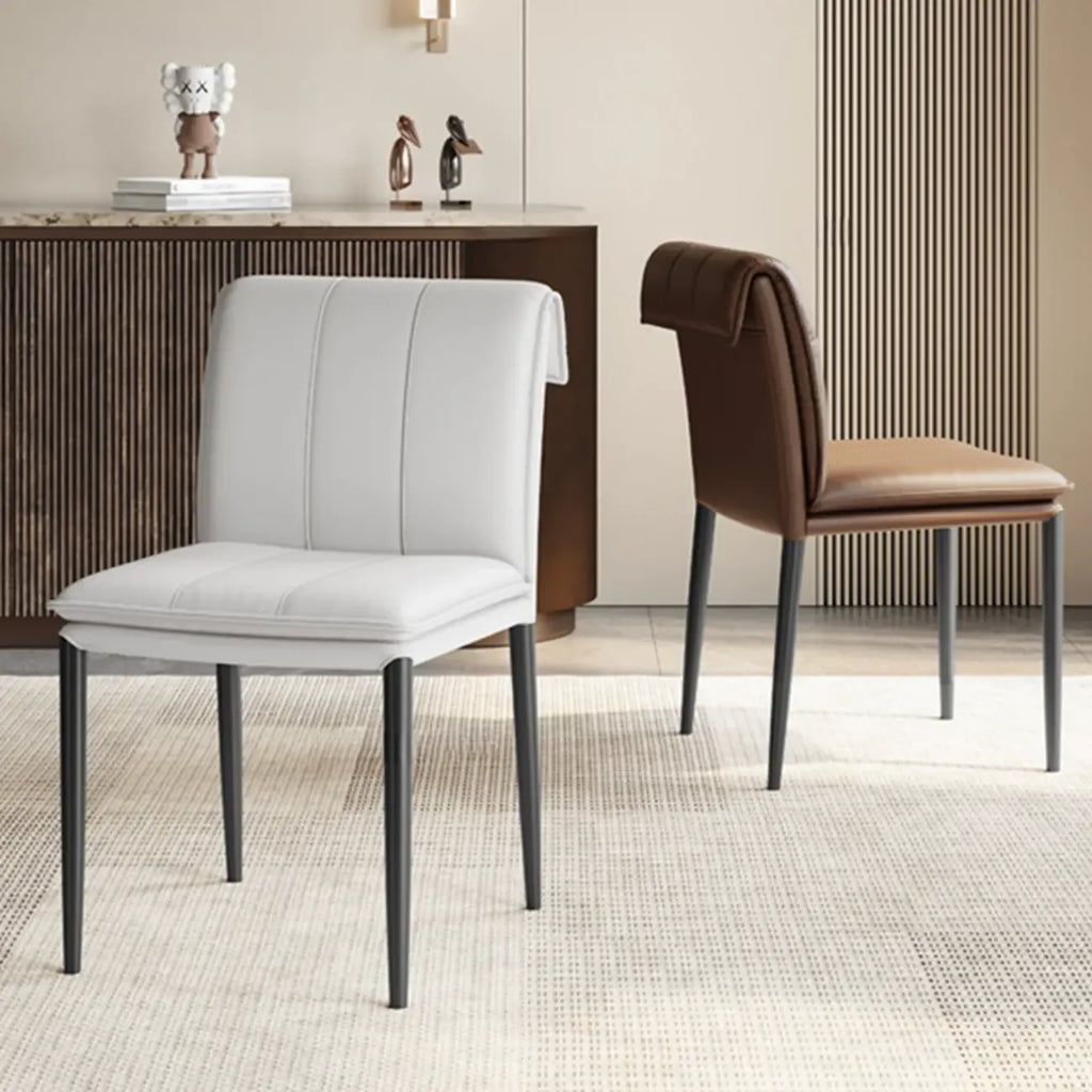 Chaise de salle à manger moderne en similicuir avec pieds en alliage