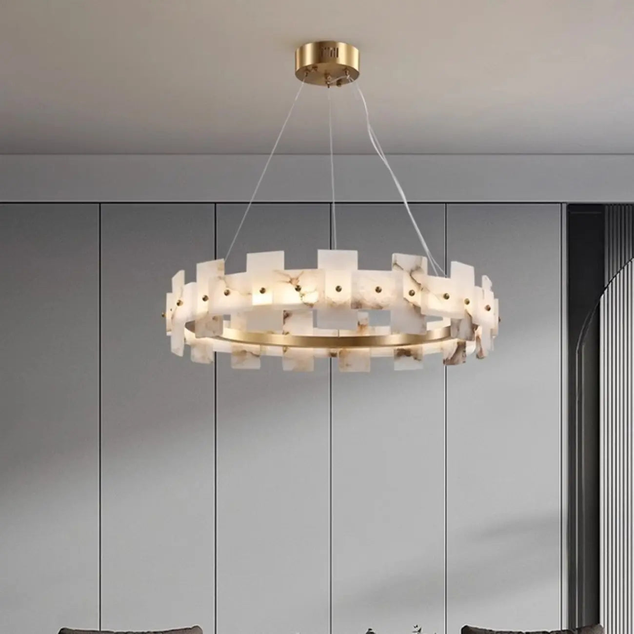 Lustre géométrique à un niveau en pierre, or et blanc, avec éclairage LED.